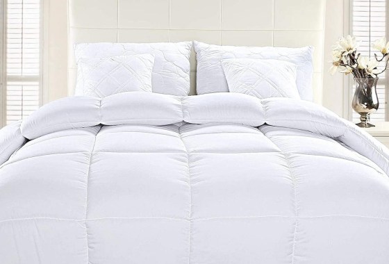 This duvet has almost 100,000 5-star ratings on Amazon, and it’s on sale for $23
