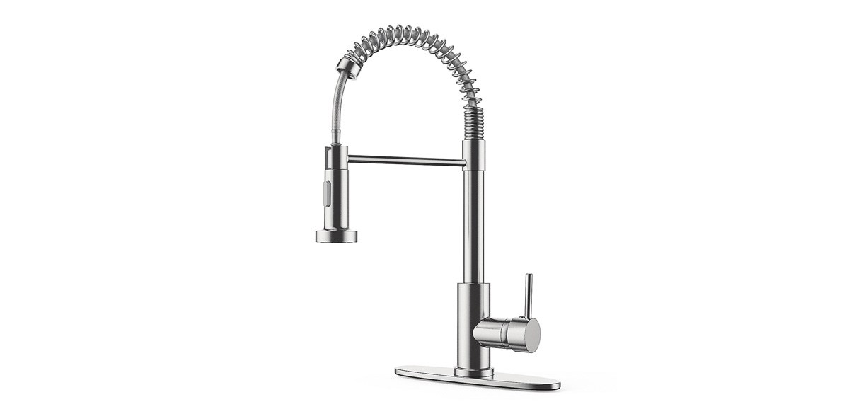 Kitchen Faucet with Pull Down Sprayer
