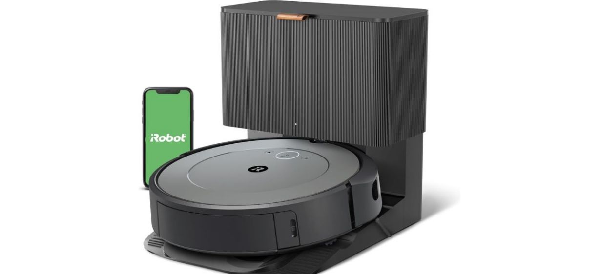 iRobot Roomba i3+ EVO Robot Vacuum on white back iRobot Roomba i3+ EVO Robot Vacuum on white back
