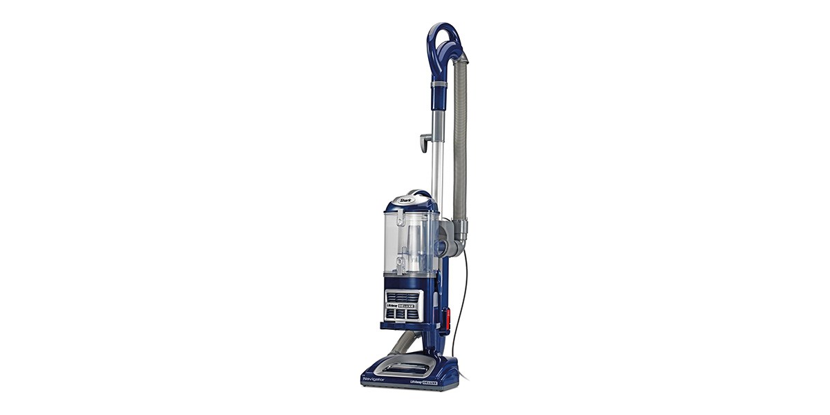 Shark Upright Vacuum, Navigator Lift-Away Deluxe Shark Upright Vacuum, Navigator Lift-Away Deluxe