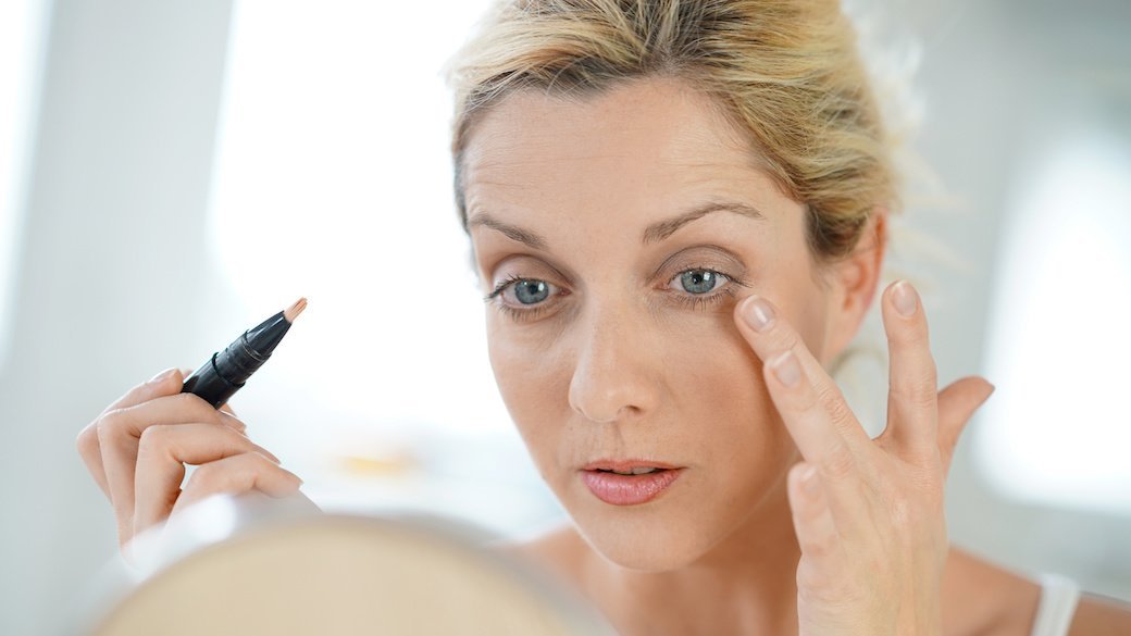 5 Best Concealers for Oily Skin Mar. 2021 BestReviews