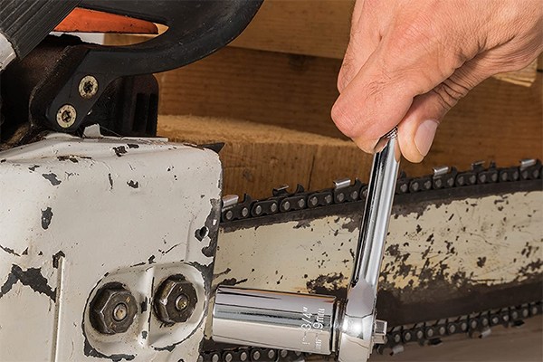 Large Universal Socket Wrench