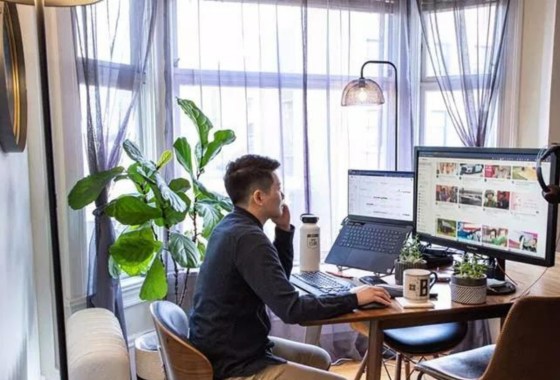 Stylish summer outfit staples for the office