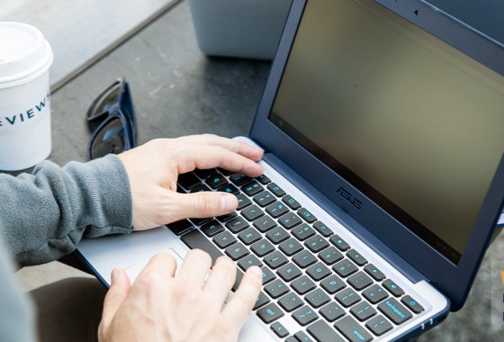 Chromebook vs. laptop