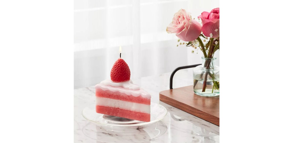 Strawberry Shortcake Figural Candle