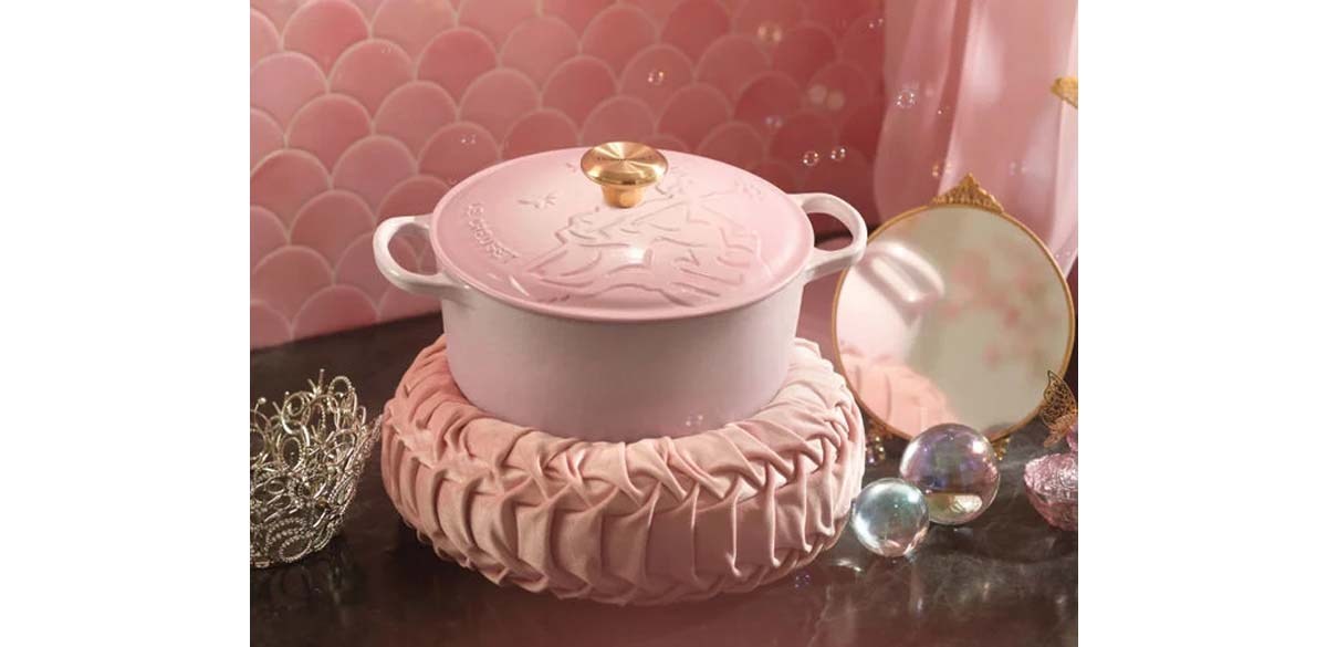 Le Creuset Wicked Collection Glinda Embossed Signature Round Dutch Oven