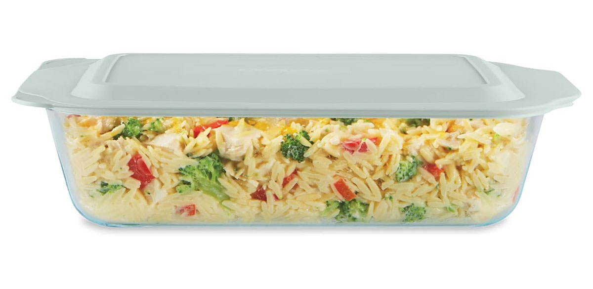 Pyrex Deep Glass Baking Dish with Plastic Lids
