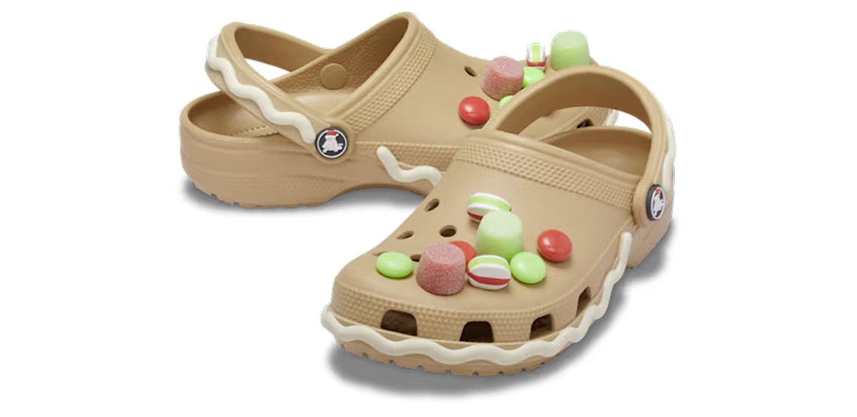 Classic Gingerbread Clog