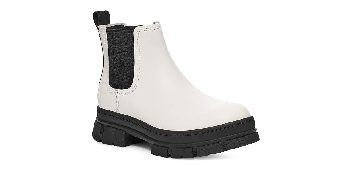 UGG Women's Ashton Chelsea Boot