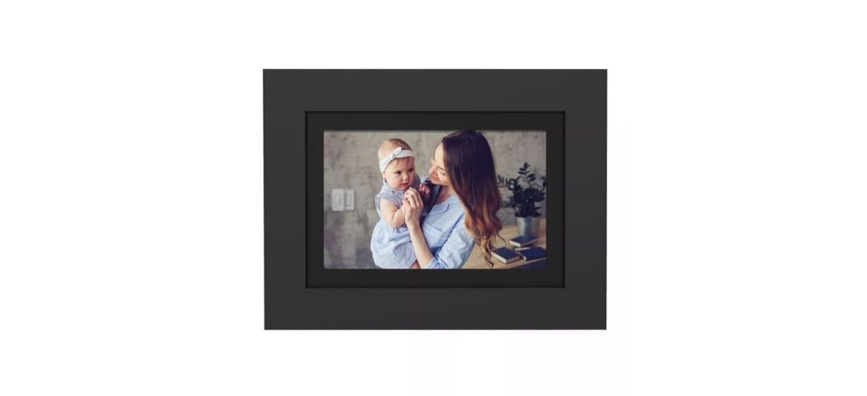 Best Simply Smart Home PhotoShare Friends and Family Smart Digital Picture Frame