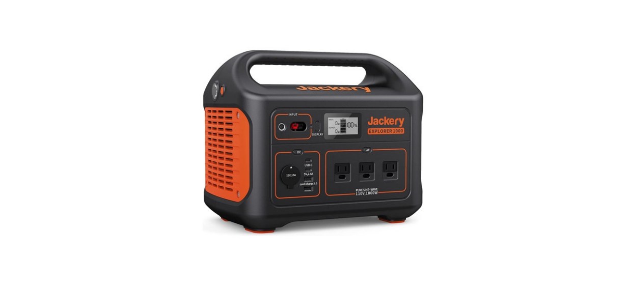 Jackery Explorer 1000 Solar Generator