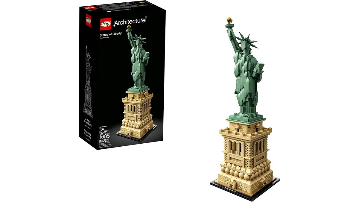 LEGO Architecture Statue of Liberty 21042 Model Building Set